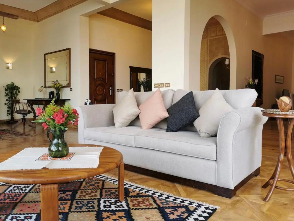 Luxury On The Nile - Zamalek Apartments Kairo Exteriör bild